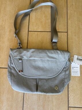 Lululemon Brand New w/ Tags: All Night Festival Bag – Light Gray/Silver 5L